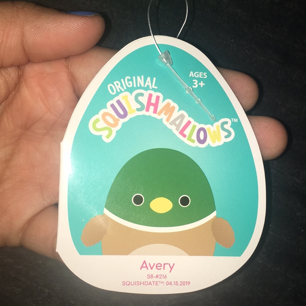 Squishmallow Avery ๐ - Picture 2 of 2